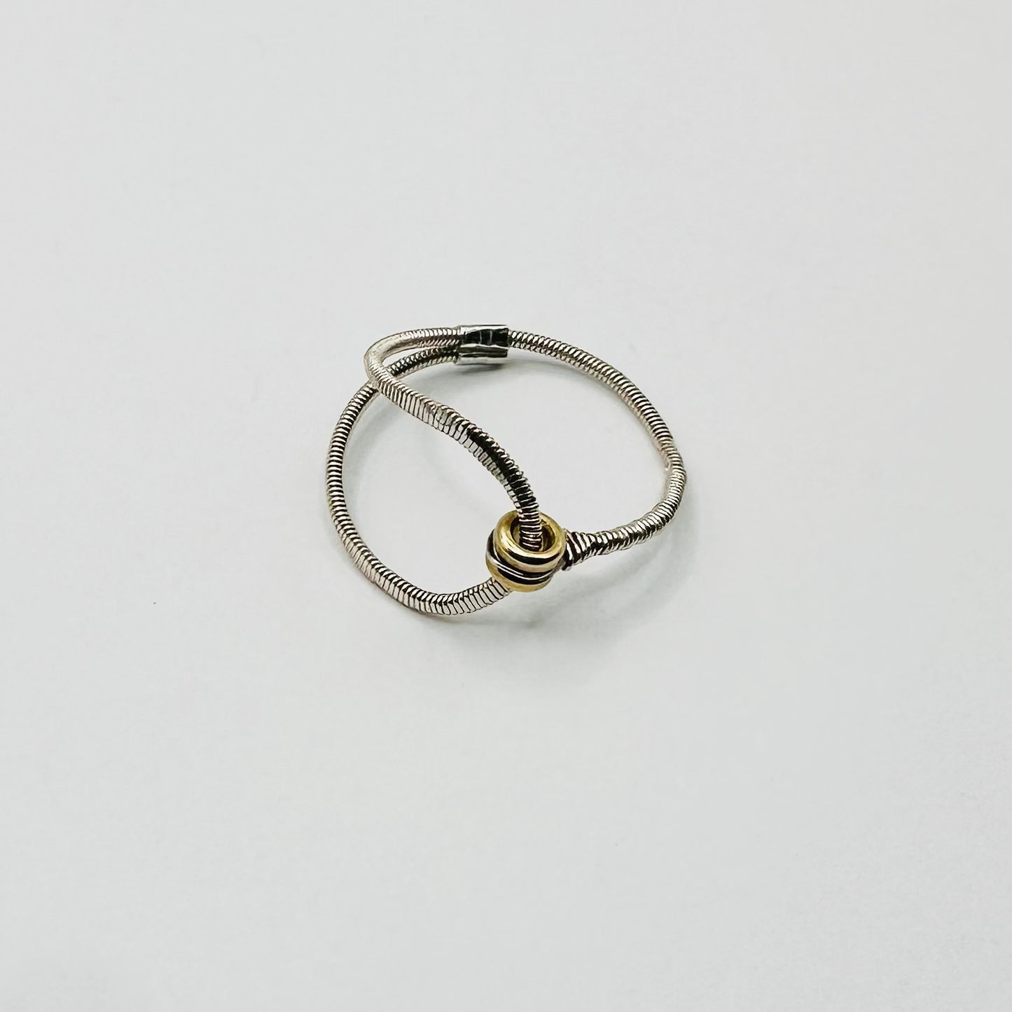 Ball-End Guitar String Ring in Silver